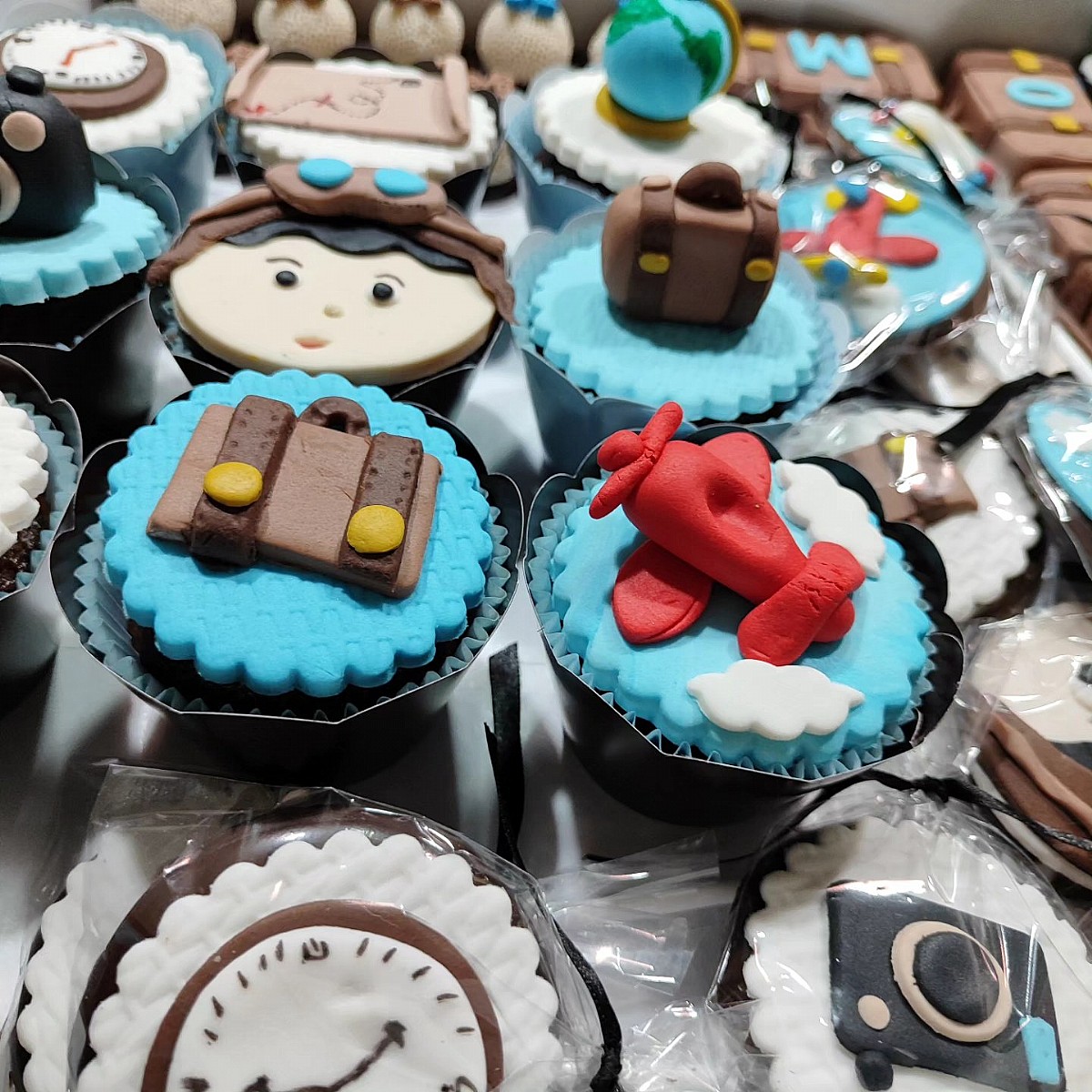 <p>Doces personalizados e bolos decorados com riqueza de detalhes para transformar sonhos em realidade.</p>